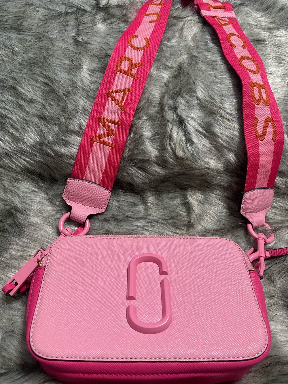 Marc Jacobs Two-Tone Pink Camera Crossbody with Logo Strap
